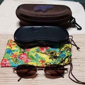 Maui Jim MJ-135-23 Sunglasses with 3 cases